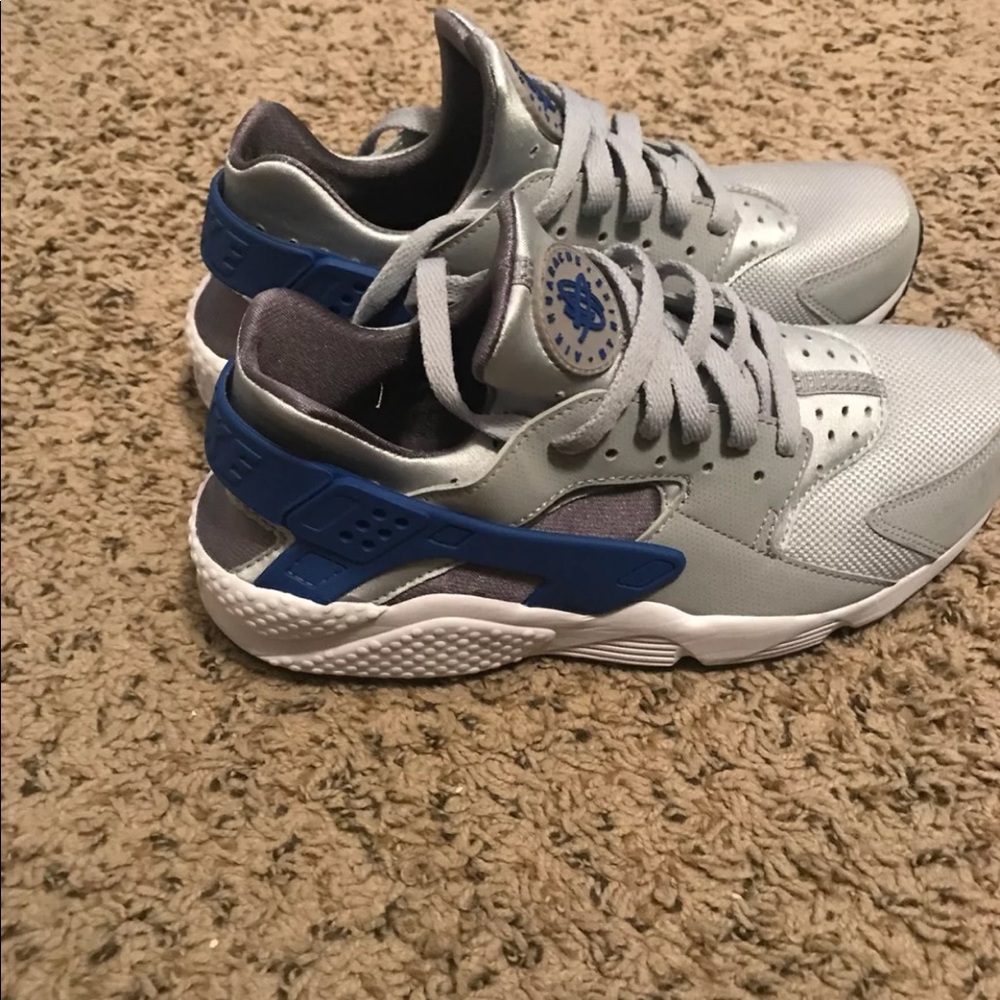 Men’s Nike Huarache (worn once)